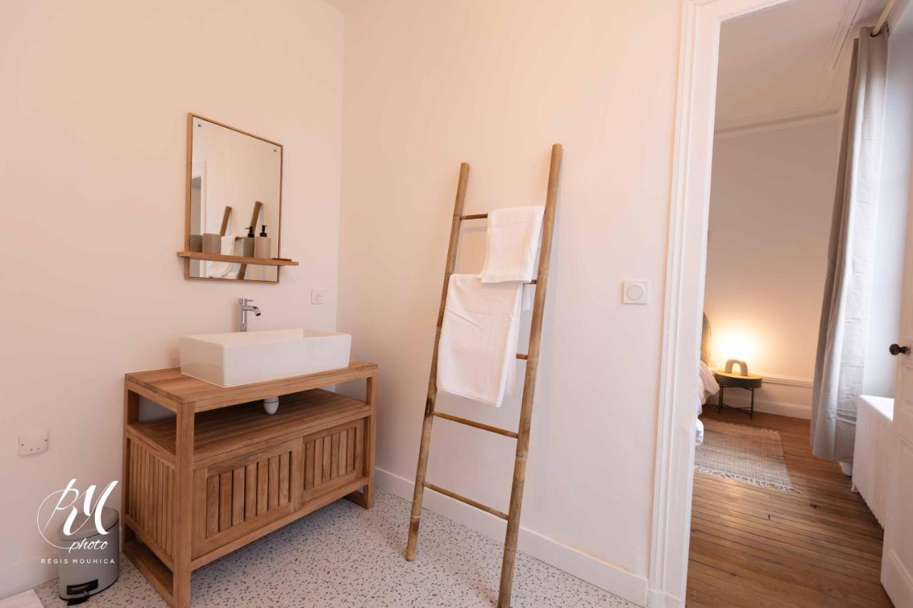Le Petit Balzac T2 - Hypercentre Angouleme Apartment Luaran gambar